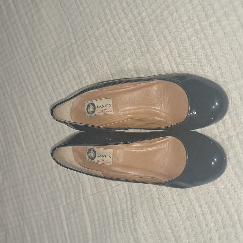 Lanvin Black Patent Leather Wedges sz 37